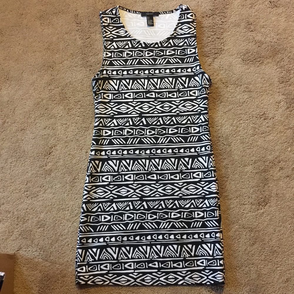 Black and white body con dress
